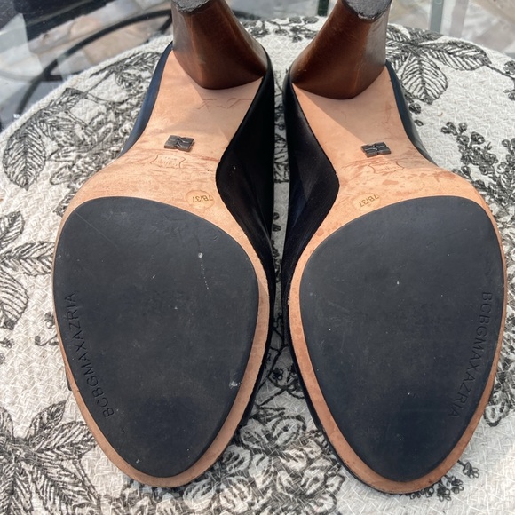 BCBGMAXAZRIA Black Leather Open-Toe Mule Slide - Picture 5 of 7